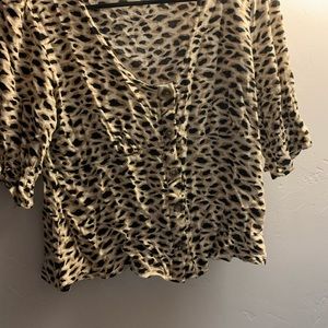Leopard cop top